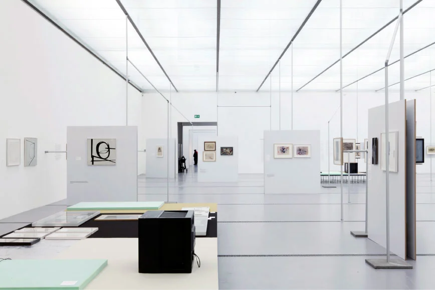 Ausstellungsansicht | Exhibition view, LENTOS Kunstmuseum Linz, Lassnig – Rainer. Das Frühwerk