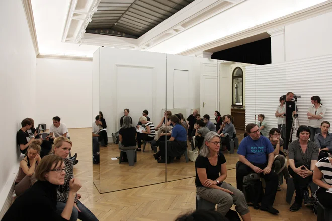 Diskussionsrunde II: "Gender und der österreichische Pavillon" mit Silvia Eiblmayr und Ruby Sircar