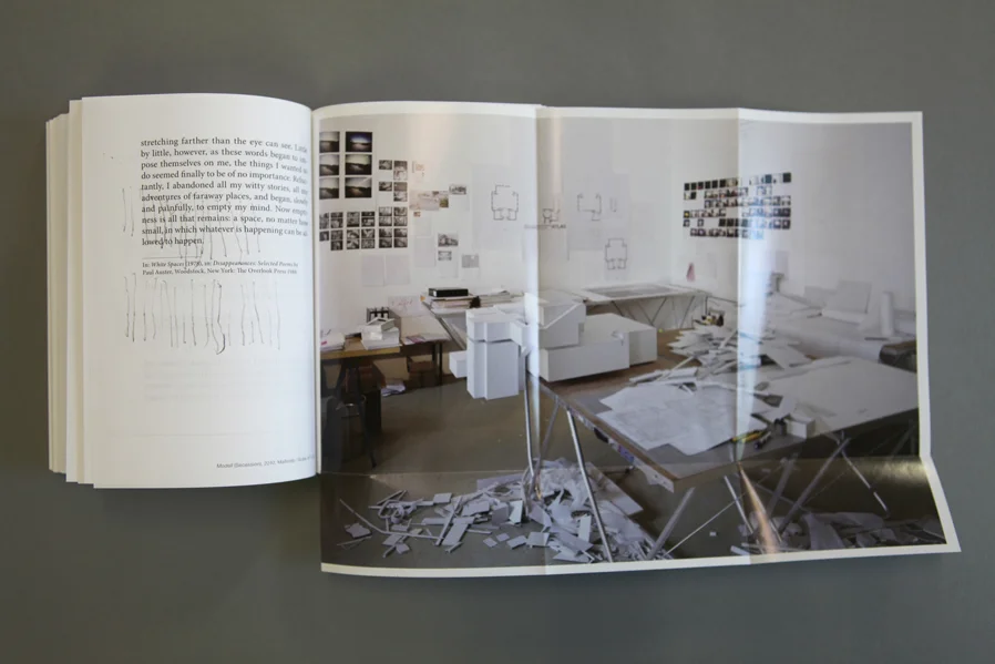 Atlas, Seite | page 465 : Abb. | fig. insert — Modell (Secession), 2010, Maßstab | Scale of 1: 33